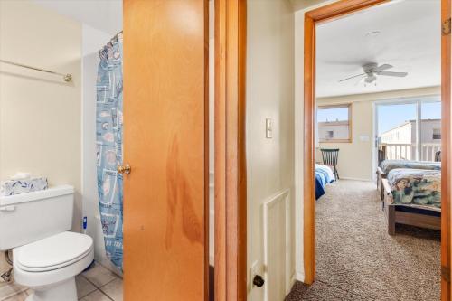 Four-Bedroom Holiday Home image 10