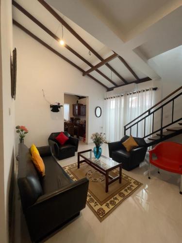 Serenity Home - Kandana in جا-إيلا