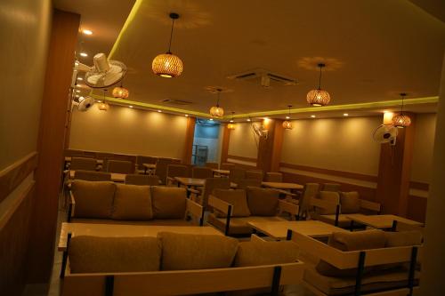 레스토랑, Hotel Mystic Mithila  in 자낙푸르