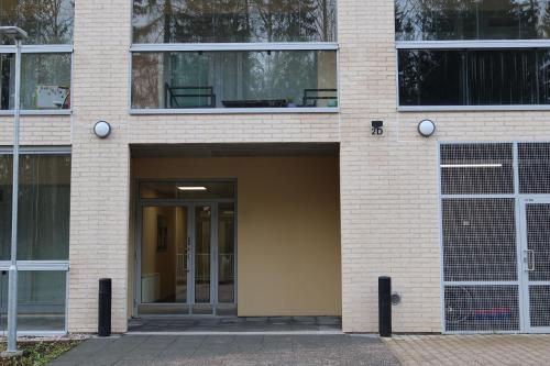 Entrance, Espoo Dwellings with Sauna, Parking in Nihtisilta