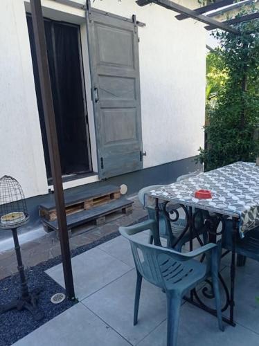 Holiday home with garden for 4 5 people, Bergamo (fotografie 10)