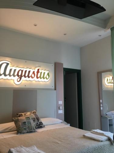 Deluxe Double or Twin Room with Spa Bath room in SI Rimini Hotel