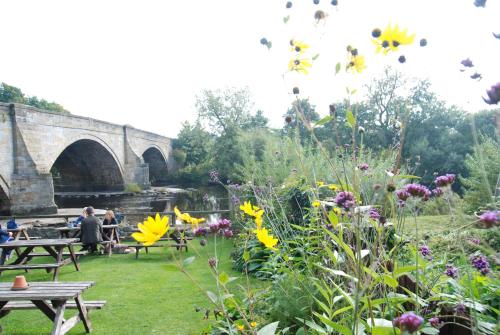 The Bull Inn West Tanfield - image 14