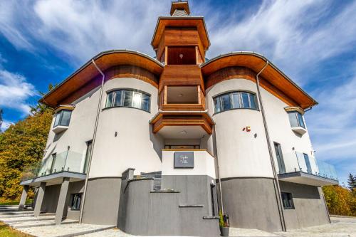 Viesnīcas āriene, Vila Szabó (Vila Szabo) in Borseka