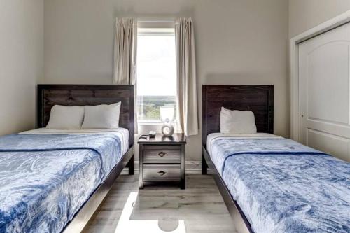 Disney Lakefront Luxury! in Orlando, USA