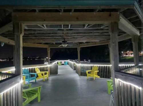Disney Lakefront Luxury! in Orlando, USA