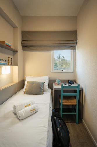 1 twin bed
