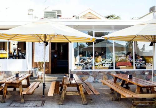 Watershack - Expansive ocean views, close to town