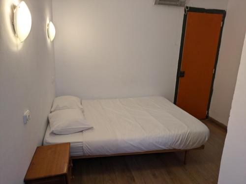 Double Room with Private Bathroom image 10