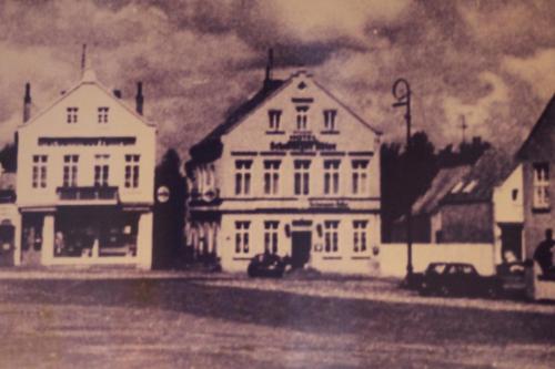 Hotel Schwarzer Adler Jever - image 4