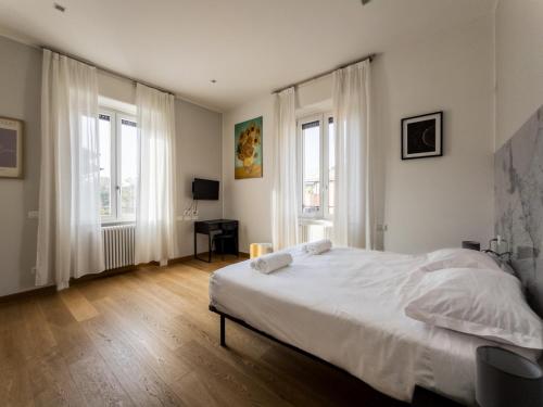 RRRapido Holy Suites and Rooms - Via Sardegna 2