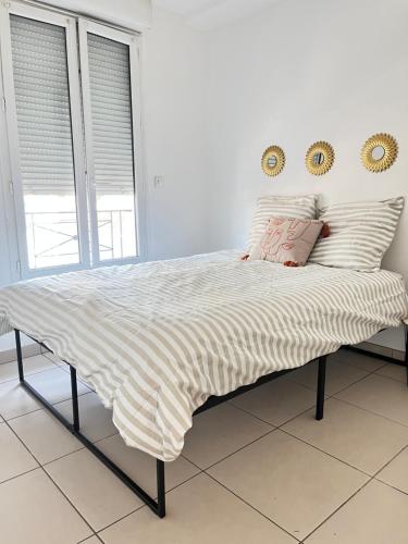 Duplex-Trois pas de la Gare in เมซอง ราฟิต