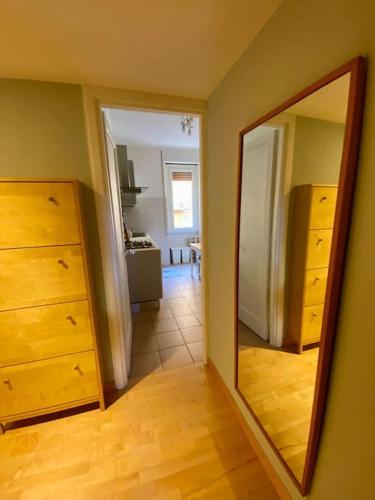 Lovely Apartment near metro A Re di Roma, Roma (foto 3)