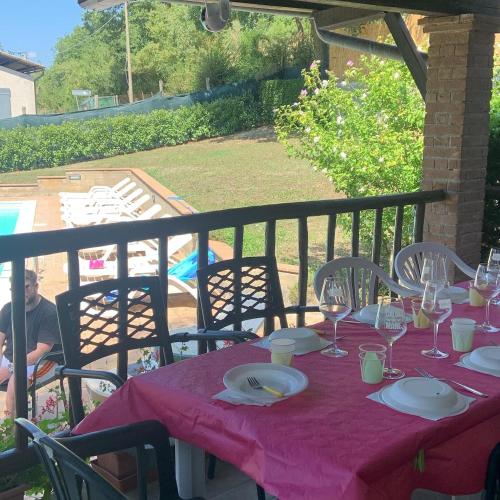Úszómedence, Borgo Di Fonni in Sellano