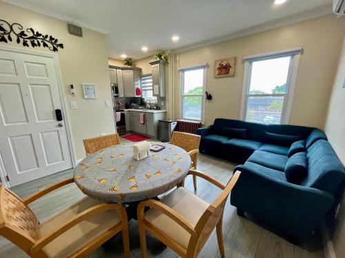 New York City Apartment Near Free Ferry Boat! in Stapleton, USA