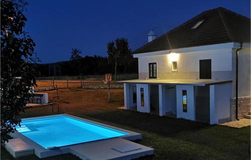 Viesnīcas āriene, Stunning Home In Tijarica With Wifi in Tijarica