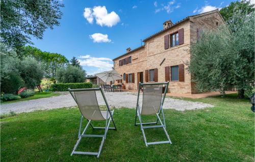  Villa Dei Girasoli in Petriolo