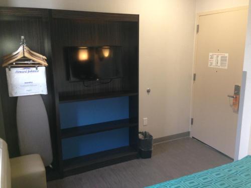 Rockaway Hotel - image 5