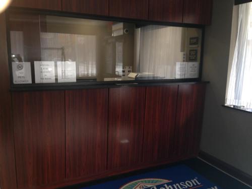 Rockaway Hotel - image 10