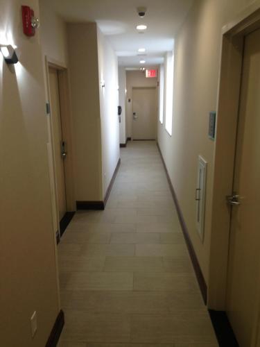 Rockaway Hotel - image 13