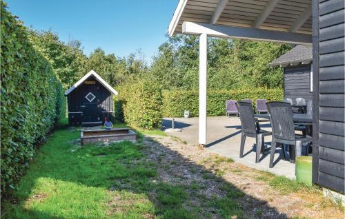 Garden, Amazing Home In Ebeltoft With Sauna in Ebeltoft