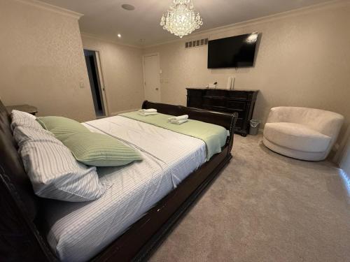 Luxury living in Clinton Township, MI in Cady, USA