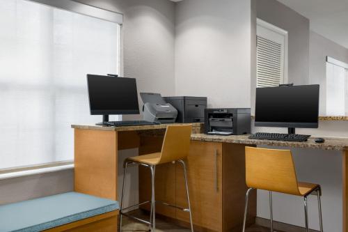 TownePlace Suites by Marriott Fort Meade National Business Park - image 8