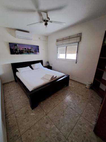 הוילה בעומר in Beer Sheva