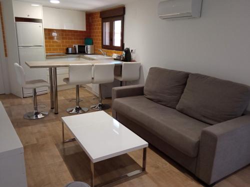 Standard Apartment image 10