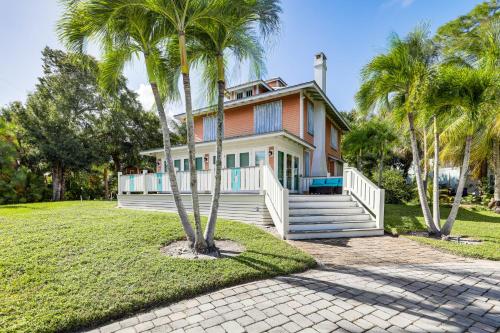 Palm City Home with Pool and Florida Room - Near Golf
