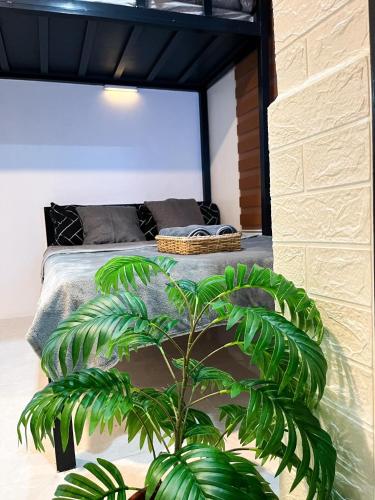 Lee's Transient Unit 2 in Digos