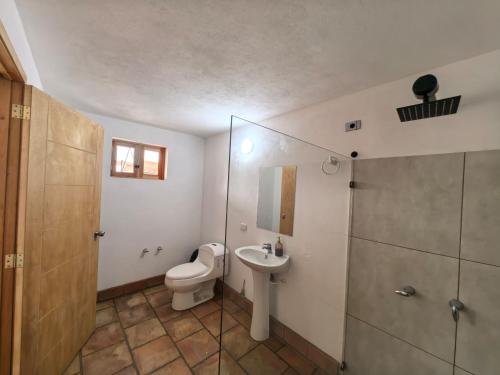 Triple Room with Garden View image 7