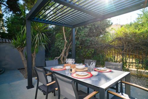 Seclusion, Privacy and 2 bedroom Luxury in Glyfada, Athen (Foto 4)