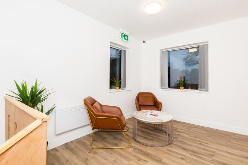 บริการและสิ่งอำนวยความสะดวก, THE SUITES INN HOTEL IN DUDLEY-BIRMINGHAM in ดัดลีย์