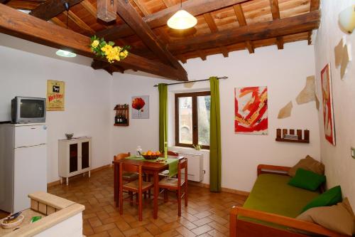casa Toto in Mazzano Romano