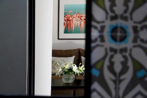King Suite with Pool View image 6