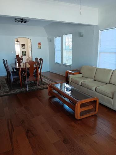 126 Lucas Street in San Antonio, USA