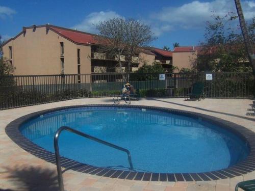 Kihei Maui Condo, 5 minute walk to the beach, 3 Pools, Tennis Courts, BBQs 4-Star Single Room amenity