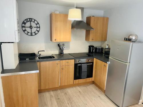 Cosy studio flat in โมนโทรด