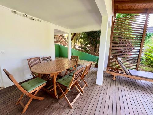 Μπαλκόνι/βεράντα, Superbe en gite bord de mer belles prestations in Μπεραρντ