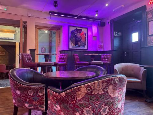 The Fountain Inn - image 14