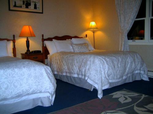 Lanes Privateer Inn Room Type - Double Room with Two Double Beds