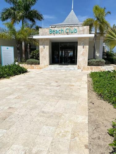 Apartment in Playa Nueva Romana in La Caña