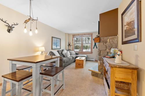 Buffalo Lodge 8386 by Summit County Mountain Retreats in Keystone, USA
