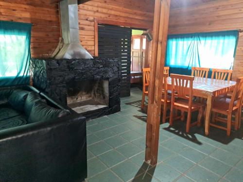 Cabañas UN LUGAR (Cabanas UN LUGAR) in Solar de los Molinos