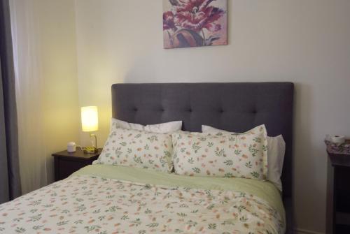 Sweet Home at Sunnyside - Room 2 in Surrey, Canada