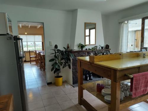 Kitchen, Hostel Yatel in El Calafate