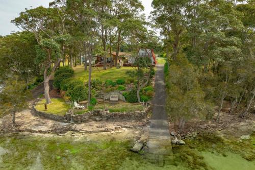 Jado on the Lake - Captains Quarters in St Georges Basin
