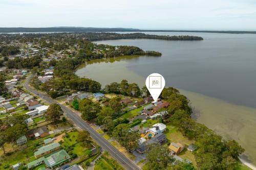 Jado on the Lake - Captains Quarters in St Georges Basin