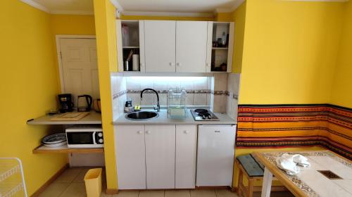 Cocina, Linda cabaña en duplex cerca de la playa de Maitencillo (Linda cabana en duplex cerca de la playa de Maitencillo) in Zapallar